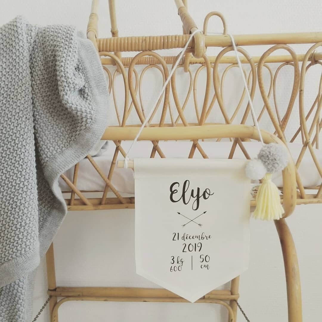 Fanion de Naissance Personnalisé Yellow Dumbo