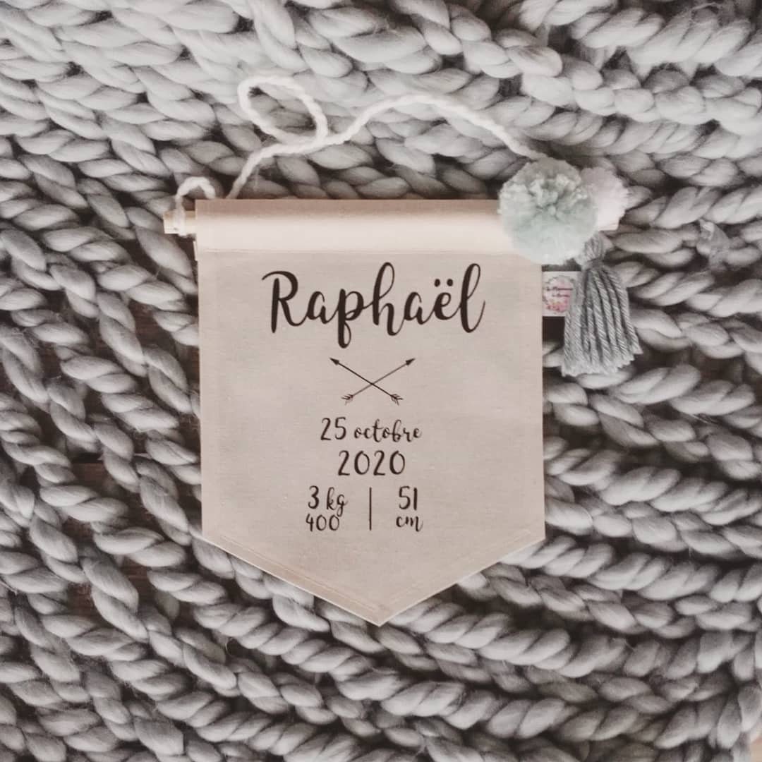 Fanion de Naissance Personnalisé Nuage