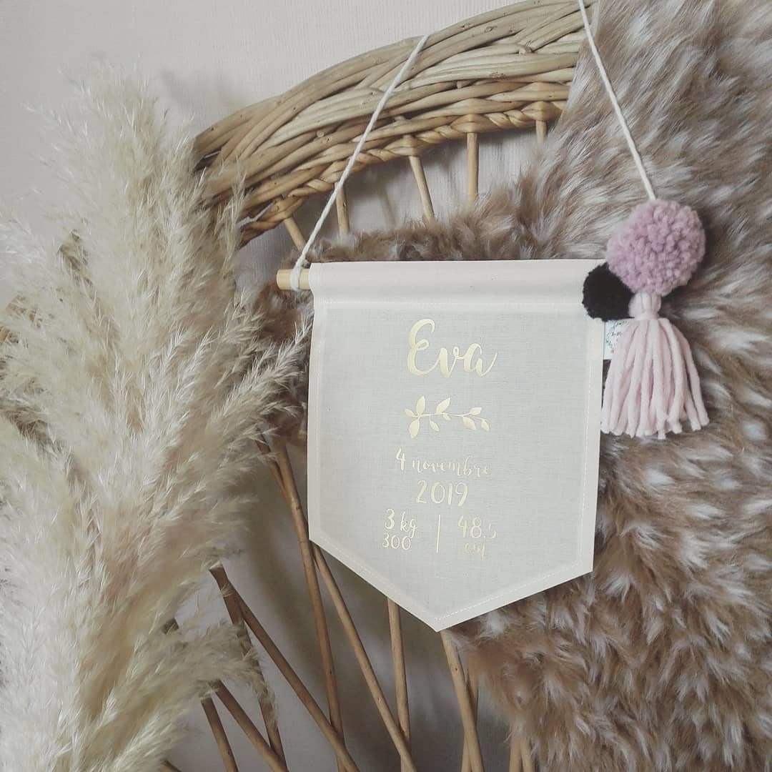 Fanion de Naissance Personnalisé Black Swan