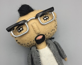 Poupée en tissu faite main personnalisée