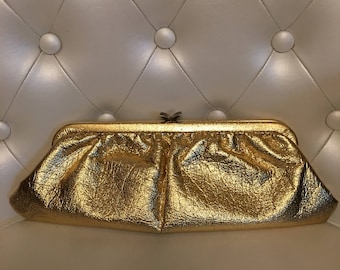 Vintage clutch