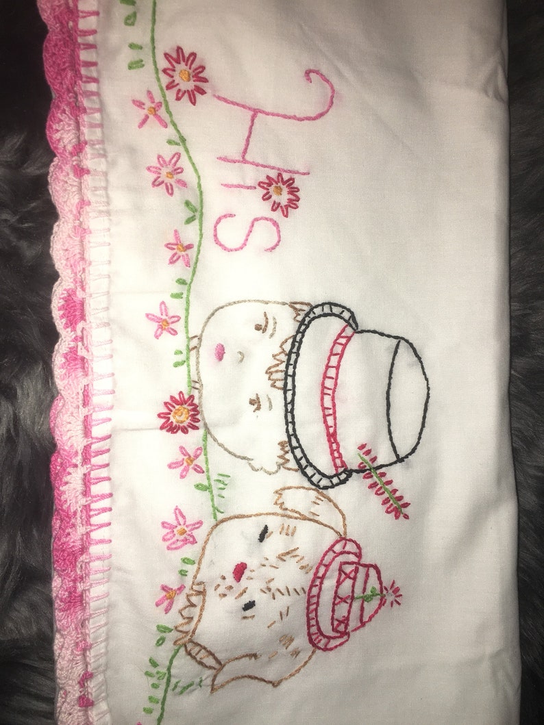 Vintage Embroidered Pillowcase set