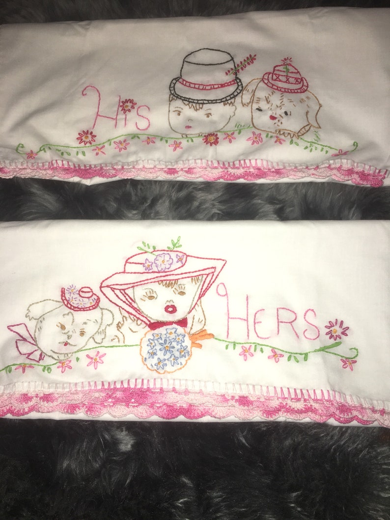 Vintage Embroidered Pillowcase set