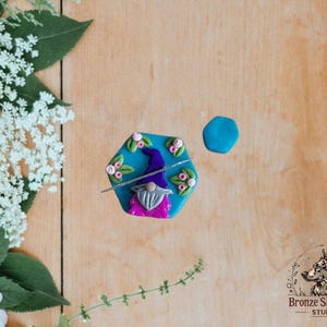 Polymer clay magnetic garden gnome needle minder / hexagon gnome needle minder / sewing cross stitch accessory needle keeper