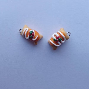 Kawaii chimichangas charms / polymer clay chimichanga burrito charms / kawaii food charms / kawaii food jewelry