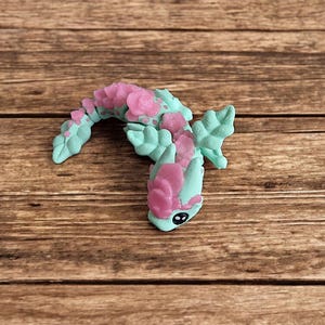 3D articulated painted floral winged sakura dragon / 3d printed and painted dragon with leafy wings / 3d printed desk pet figurine fidget