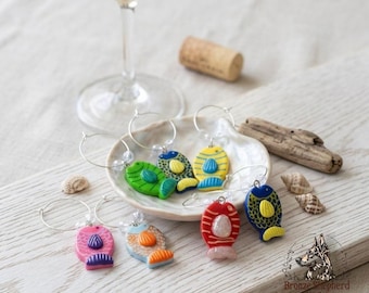 Set mit 6 Weinflaschenanhängern in Fischform / Weinflaschenanhängern mit Tiermotiven / Weinflaschenanhängern mit tropischen Fischen / Set mit 6 Weinflaschenanhängern aus Polymerclay
