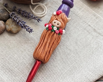Polymer clay highland cow crochet hook / orange highland cow crochet hook / clay kawaii moo crochet hook accessory