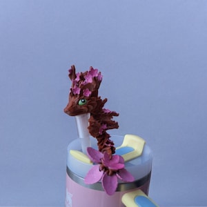 Hand painted 3D cherry blossom dragon straw cap / 3d printed dragon animal / flower sakura dragon tadling straw topper cover Fidget figurine