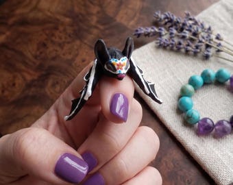 3D hand painted articulated cute mini small sugar skull bat halloween animal / 3d printed black bat animals knick knack Fidget figurines