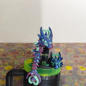 Painted 3D dark heart dragon straw cap / 3d printed dragon animal / darkheart black blue green dragon straw topper cover Fidget figurine