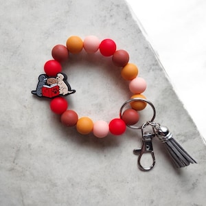 Llavero de silicona con cuentas para la muñeca, diseño de perro con libro, llavero de silicona con cuentas para cachorro de labrador, accesorio para bolso de mamá de perro, llavero de regalo