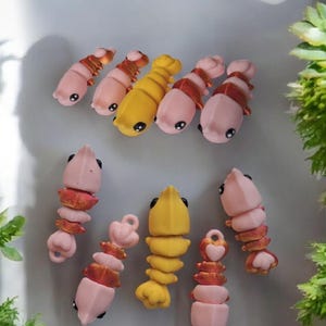 3D articulated flexi shrimp / 3d printed cute shrimp keychain animals shrimp keychain figurine knick knack Fidget straw cap bag charm