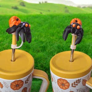 Painted 3D cute assorted spiders straw cap / 3d printed spider spooky animals / halloween spider straw topper cover Fidget figurines