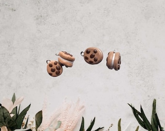 Kawaii ice cream cookie sandwich charms / polymer clay ice cream sandwich cookie charms / kawaii food jewelry charms stitch marker
