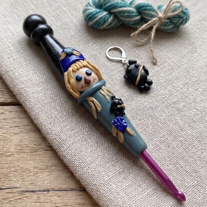 Polymer clay scarecrow crochet hook / scare crow crochet hook / fall halloween crochet hook knitting accessory