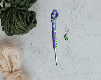 Polymer clay green purple tentacle  octopus crochet hook / tentacle crochet hook / clay octopus squid crochet hook knitting accessory