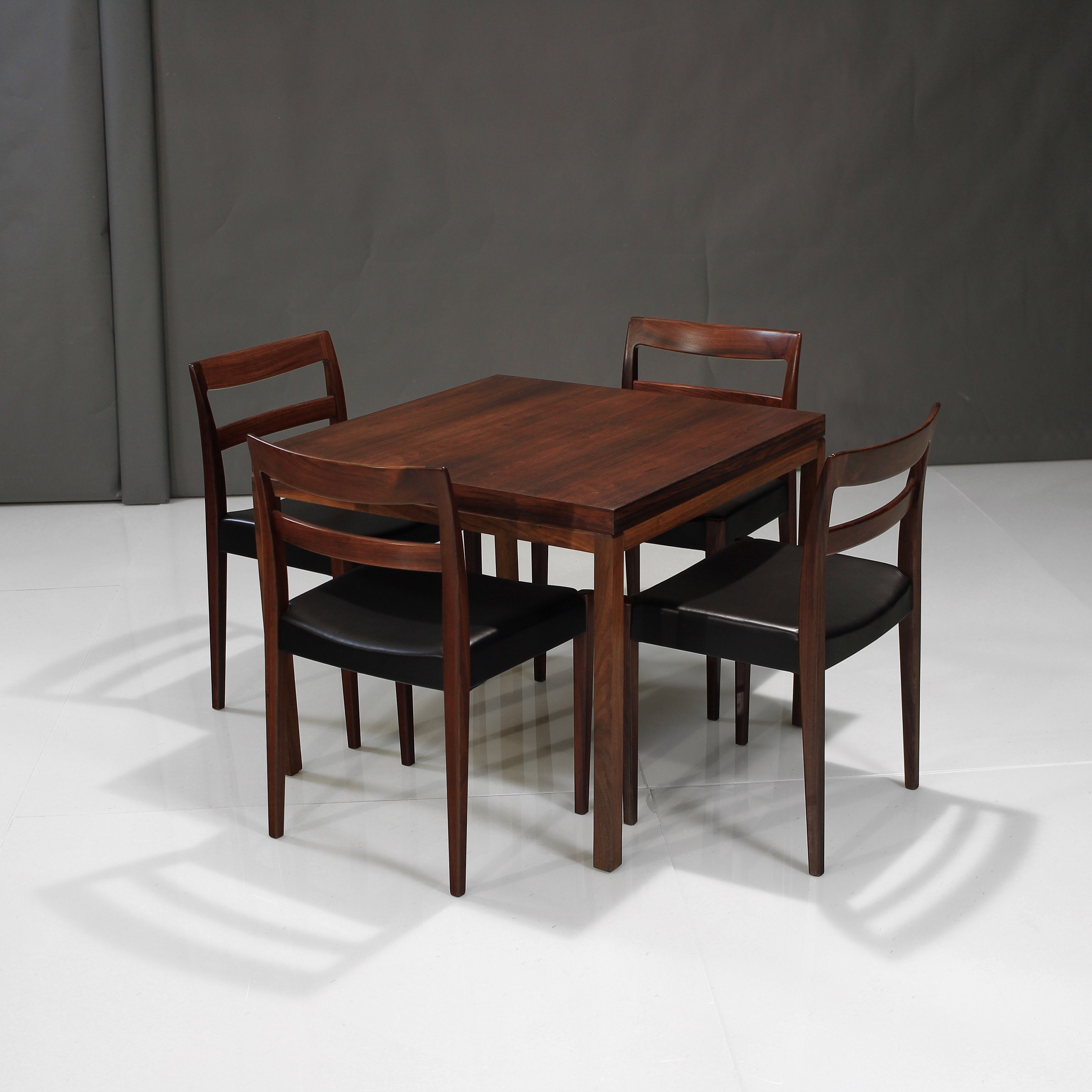 Rosewood Dining Room Table