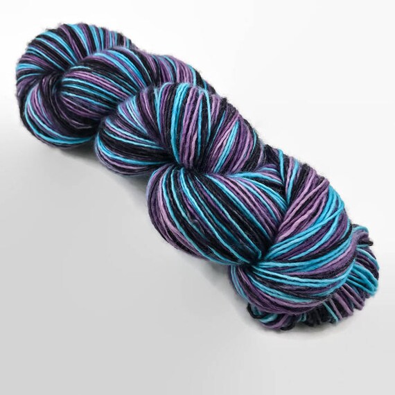 Embryonic Self-Striping - Multiple Bases