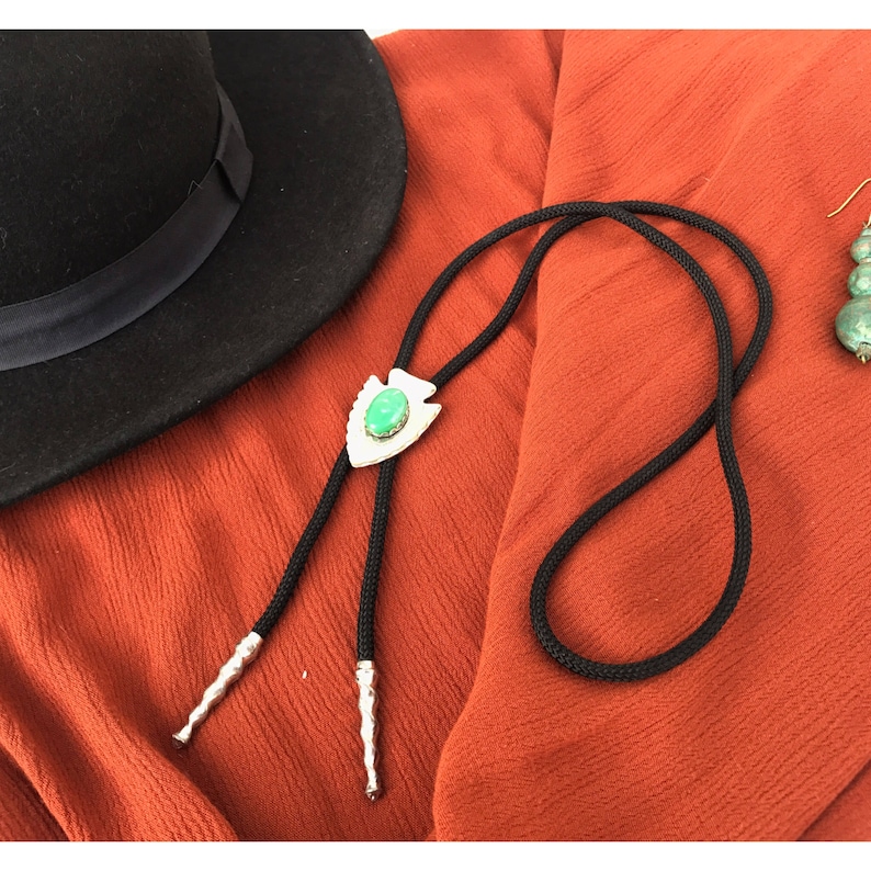 Arrowhead Bolo Pendant Neck Tie