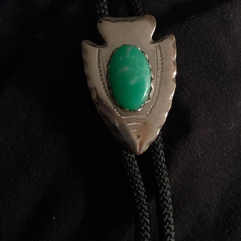 Arrowhead Bolo Pendant Neck Tie