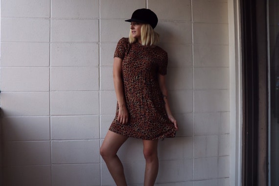 Short Sleeve Leopard Print Mid thigh Dress - image 5