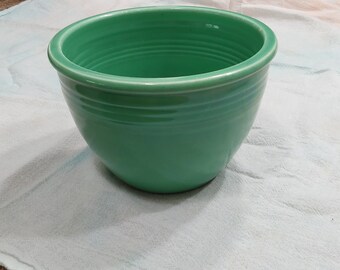 Vintage Fiesta Ware Original Green #2 Mixing Bowl, 1936-1938