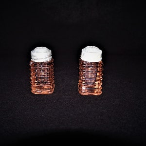 Vtg Small Pink Salt and Pepper Shaker Set, Ribbed Square Glass, Vintage 60s