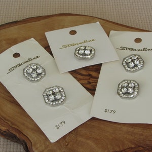 Crystal Glass Rhinestone Buttons Round Gold-Tone Metal La Mode No 1416 Un-Used Vintage 3pc at 58in and 2pc at 34