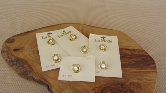 Crystal Glass Rhinestone Buttons Round Gold-Tone Metal La Mode No 1416 Un-Used Vintage 3pc at 58in and 2pc at 34