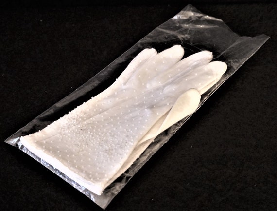 Vtg Women’s Gloves, Beaded Ivory, Size 7, Handmad… - image 8