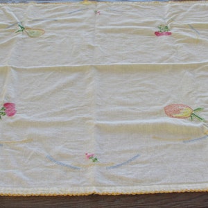 Embroidered Table Topper, Pale Yellow Muslin, Embroidered, Square w/Hand Crochet Trim, Vintage 40s