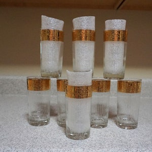 Vtg 8pc Culver Tyrol Glasses, 22k Ornate Gold Rim, Raised Vertical White Spears, Vintage 1970s
