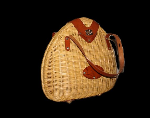 Vtg Wicker Teardrop Shape Handbag w/ Leather Hand… - image 4
