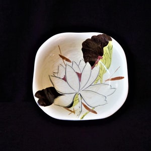 Redwing Lotus Bronze Nappy / Vegetable Bowl, Hand Painted, Redwing Pottery, Vtg 1940s – 60s