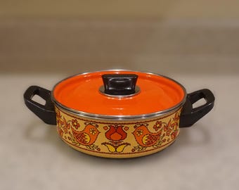 Fancipan Enamel Casserole Dish, Red Lid with Folk Art Birds and Tulips, Mid Century Modern Japan Cookware, Vintage 1970s