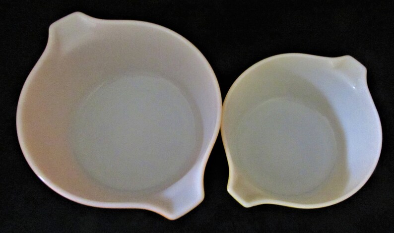 Pyrex Daisy Cinderella Orange and Yellow Casserole Set Vintage 60s \u2013 70s
