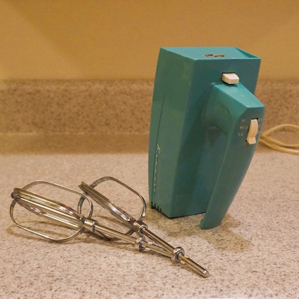 Vtg Aqua / Turquoise Kenmore 3-Speed Elect. Hand Mixer, Sears, Roebuck and Co., Works Great! Vintage 1960s