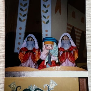 Vintage Original Photos Small World Characters 1980s Photograph Disneyland Anaheim CA 70-11 image 3