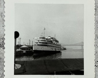 Original Vintage Photograph - Canadian Cruise Ship #68-5