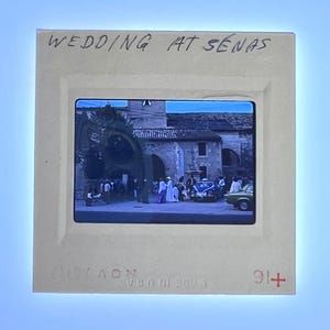 Vintage 'Casamento em Senas França' 1976 35mm Moldura de papelão Slide para fotos #BB-4