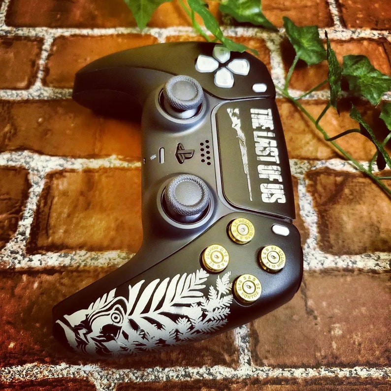 Custom Painted PS5 Dualsense Custom Controller the Last of Us Etsy Canada