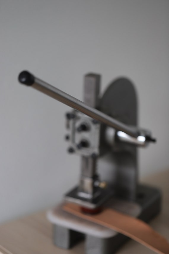 Arbor press for leather work discount