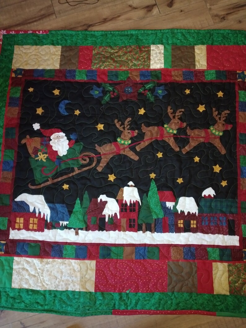 Santa shops and his sleigh throw