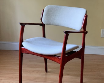 ONE Erik Buch Model #50 dining chair in rosewood finish  (Erik Buck) Dining Armchairs by OD Mobler