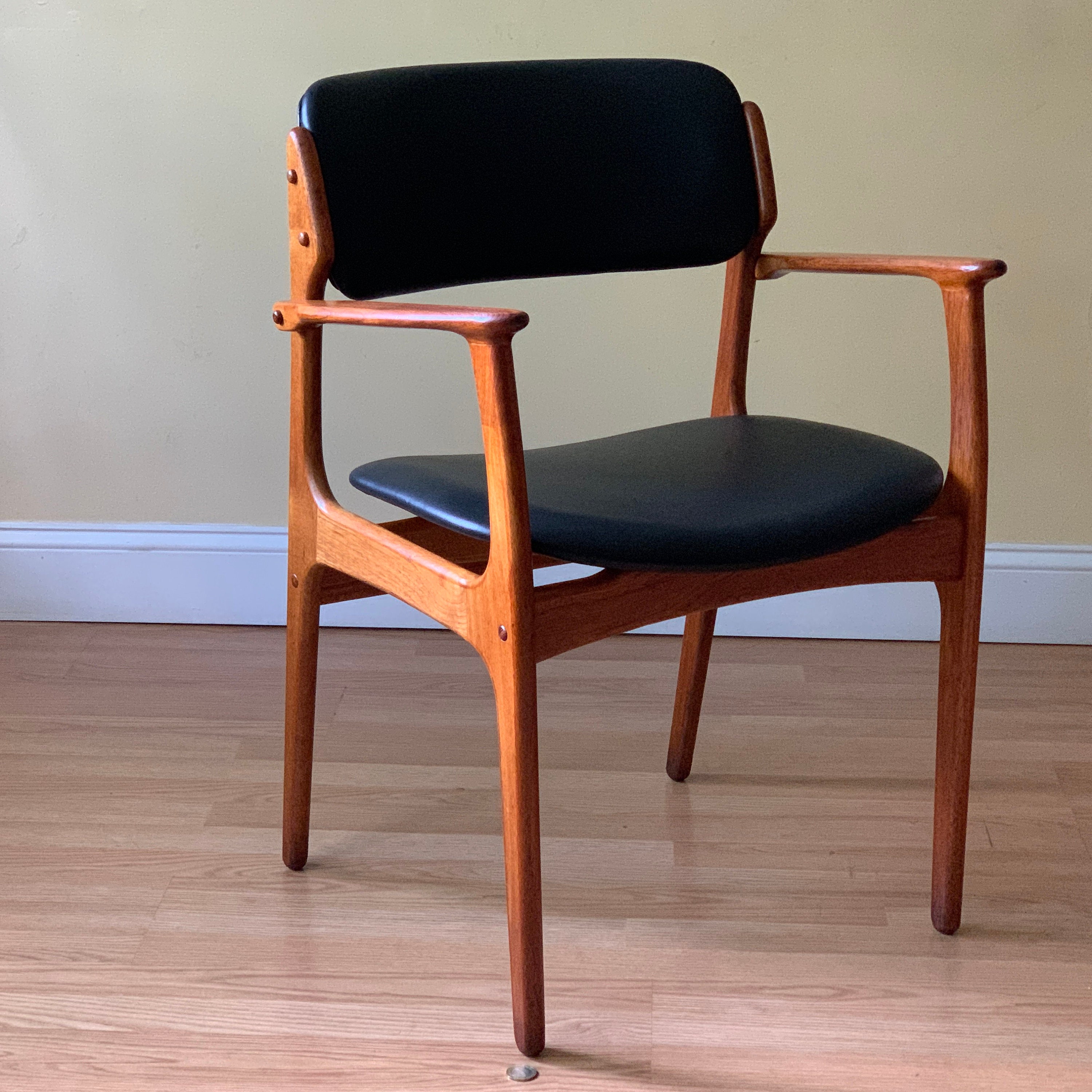 ONE Erik Buch Model #50 Dining Chair, Solid Teak (erik Buck