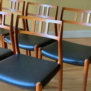 Six Moller Model 79 Dining Side Chairs in teak and black vinyl, set of six image 5