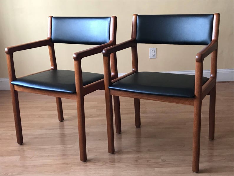 Set of two armchairs, J.L. Møller Dining chairs, Mid Century Danish Modern teak dining chairs image 3