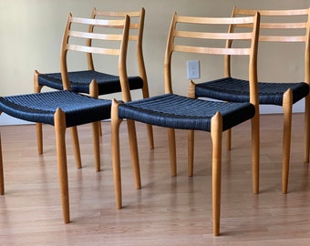 Set of four Møller Model 78 Side Chairs, Designed by Niels Otto Møller, by J.L. Møllers Møbelfabrik, tiger maple and Danish paper cord