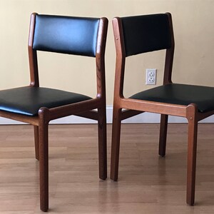 Set of two armchairs, J.L. Møller Dining chairs, Mid Century Danish Modern teak dining chairs image 6